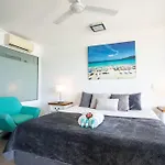 Seaviews At Searene, Spacious, Pool & Free Wifi