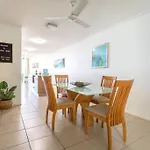 Seaviews At Searene, Spacious, Pool & Free Wifi