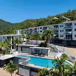 Airlie Summit Apartments