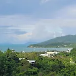Airlie Summit Apartments