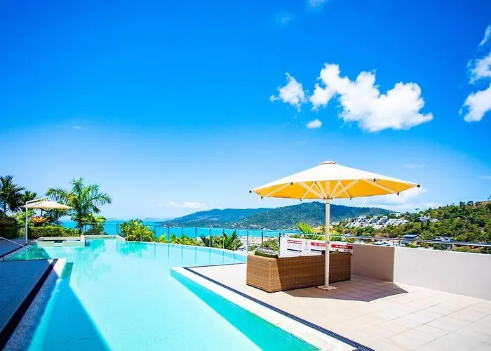 Seaviews At Searene, Spacious, Pool & Free Wifi