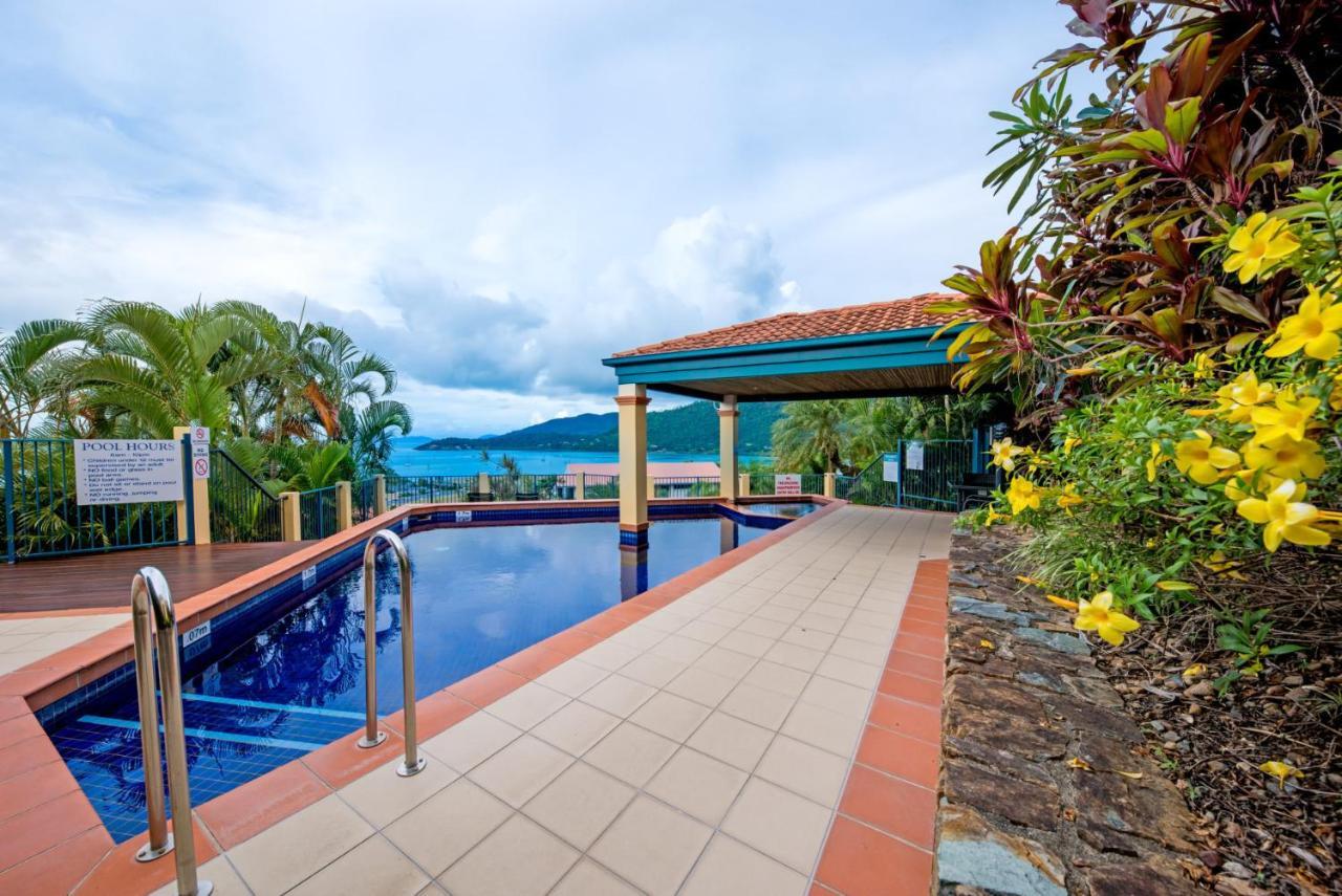 Whisper White On Airlie Apartamento *