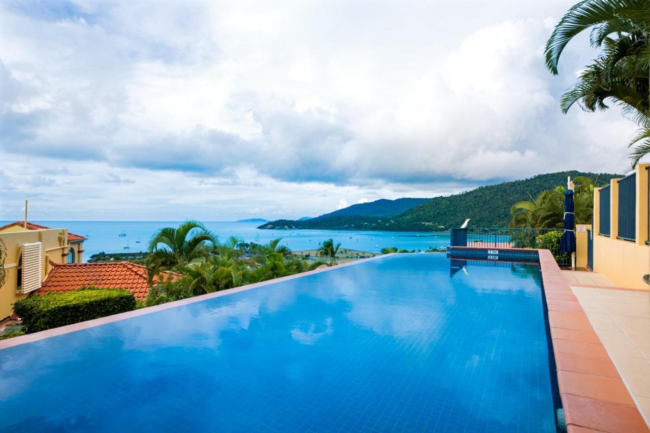 Whisper White On Airlie Apartamento *