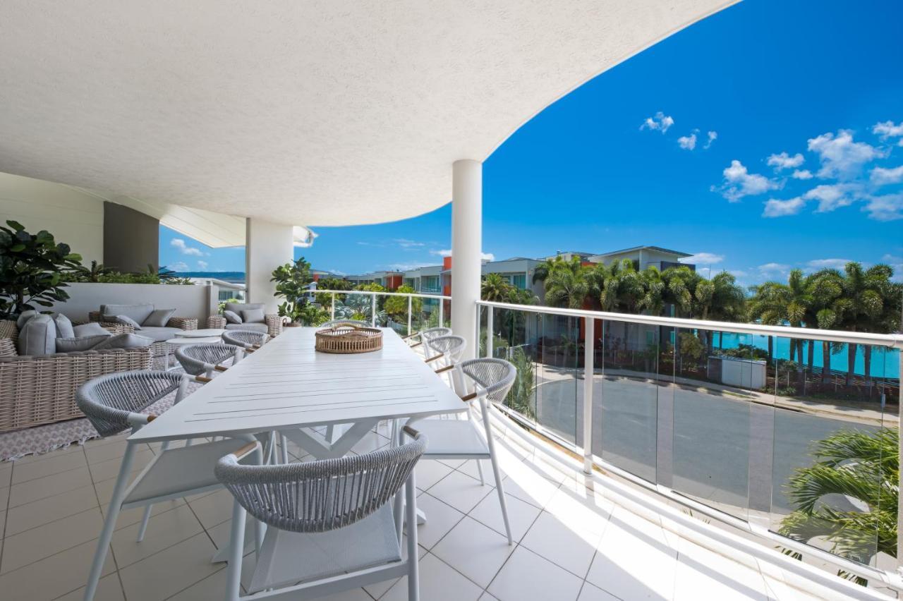 At Marina Shores 5* Airlie Beach