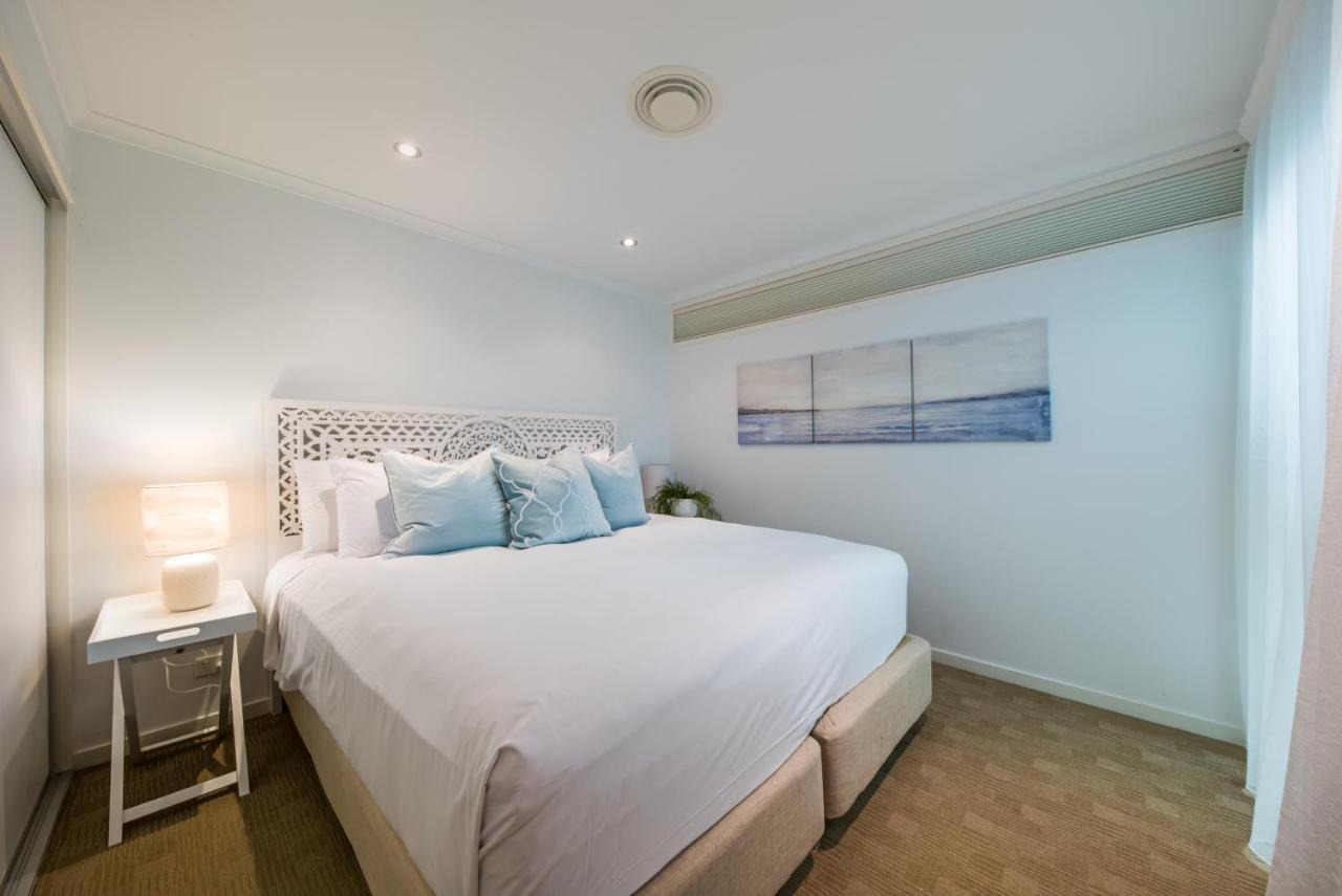 Aparthotel At Marina Shores