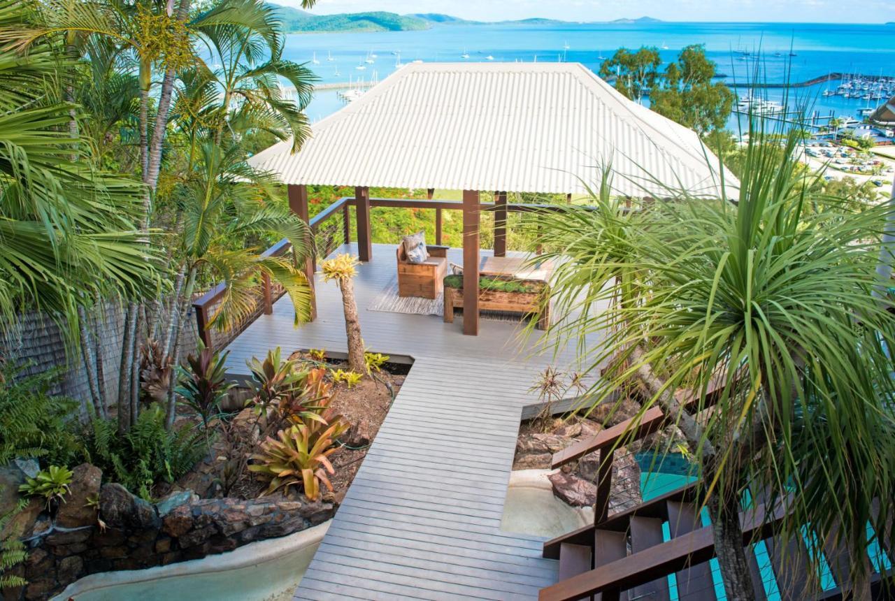 Airlie Seaviews
