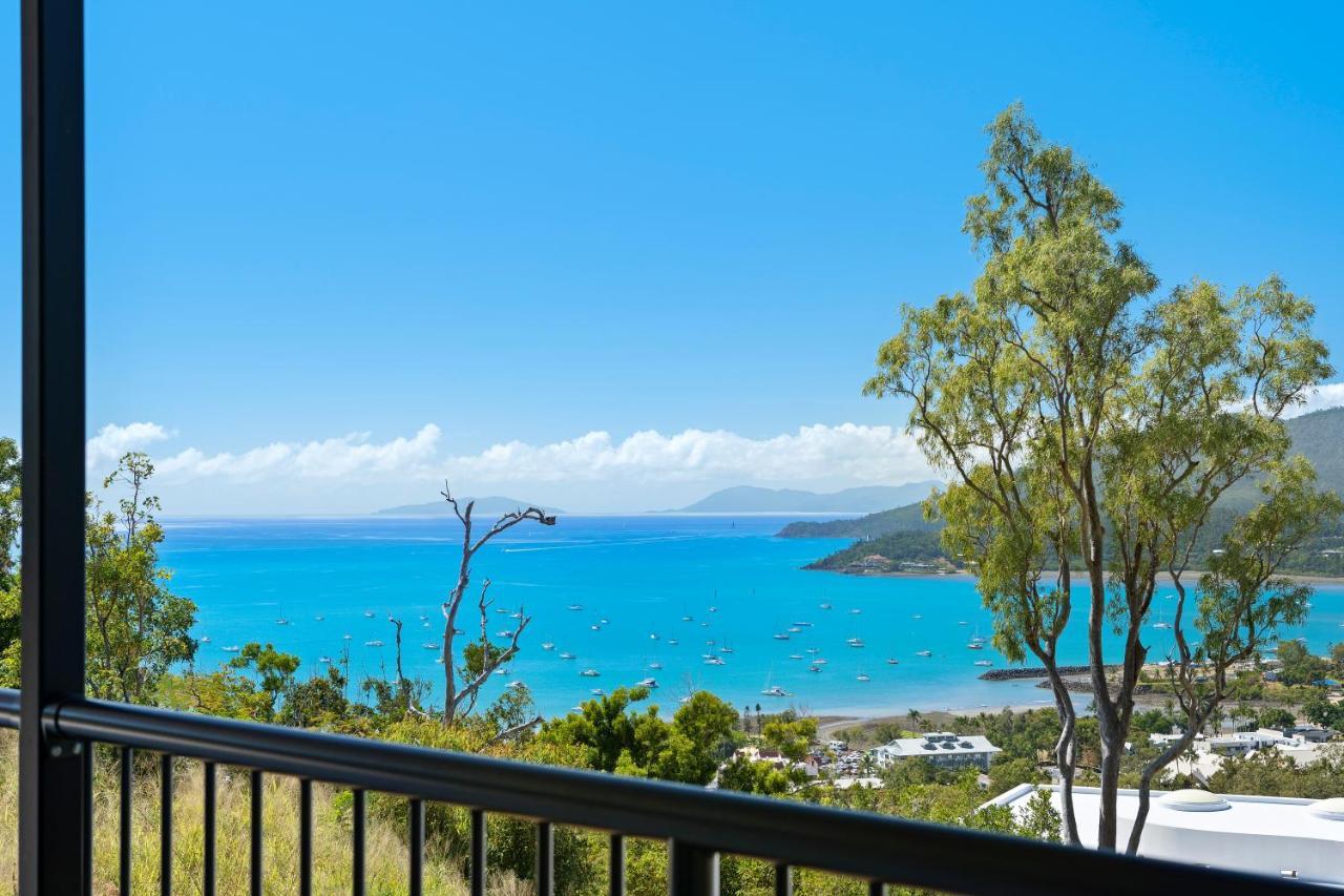 Serenity Seas - Airlie