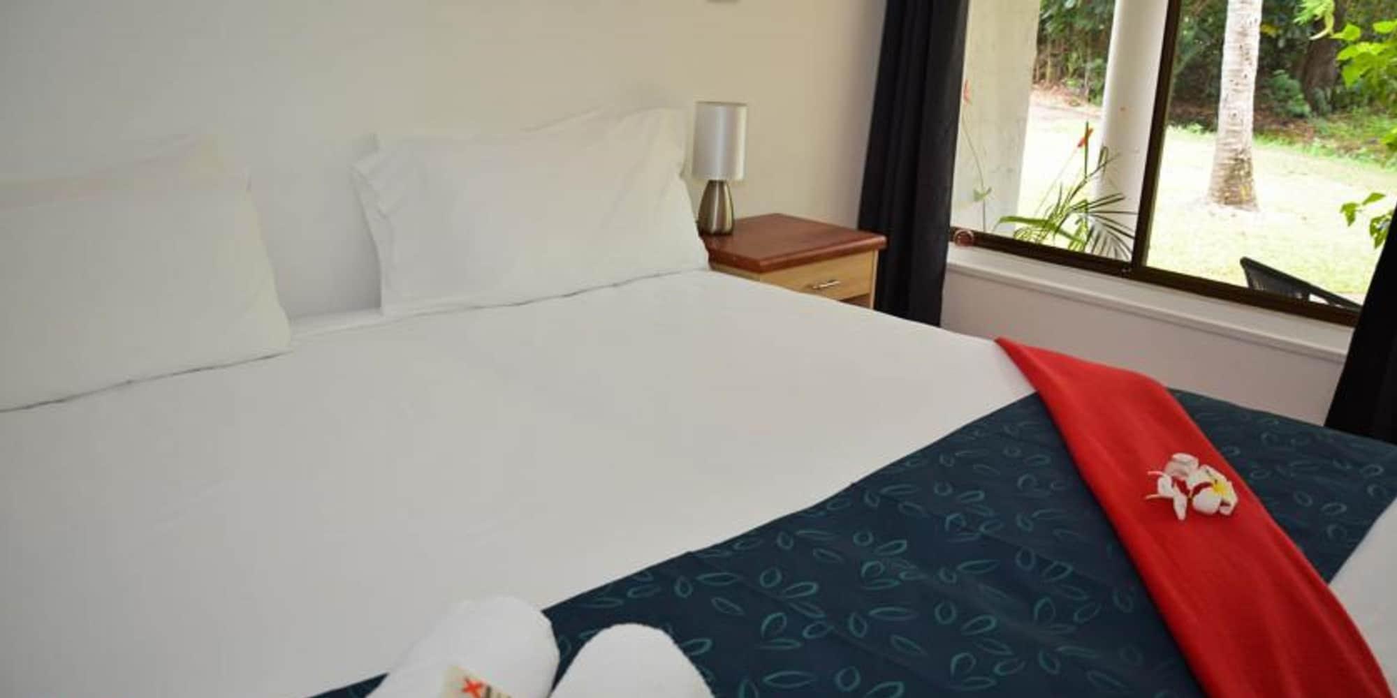 Base Airlie Airlie Beach