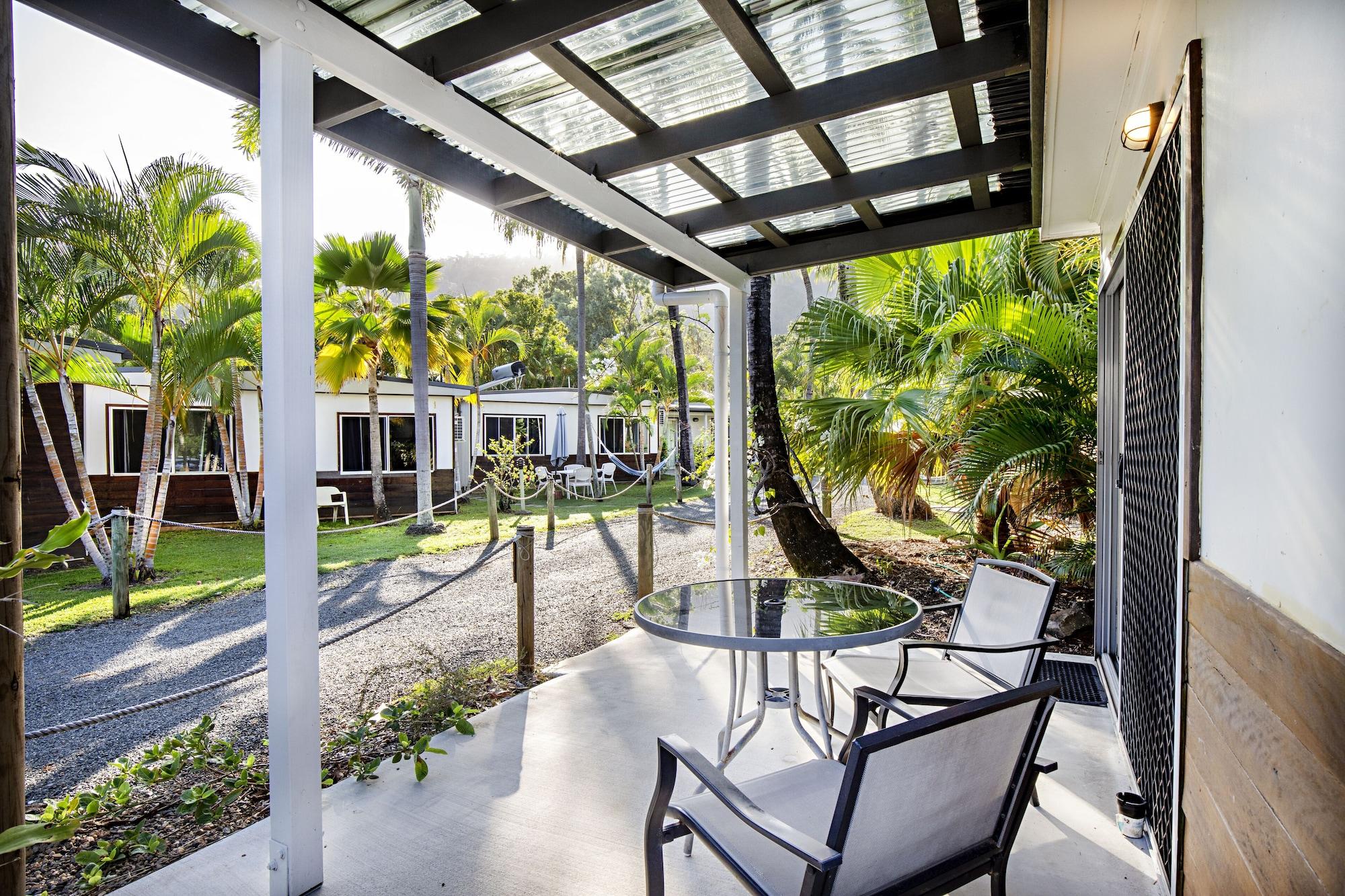Holiday park Bush Village 3*