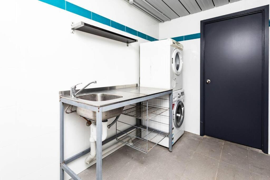 Apartment Airlie Sun & #4 *