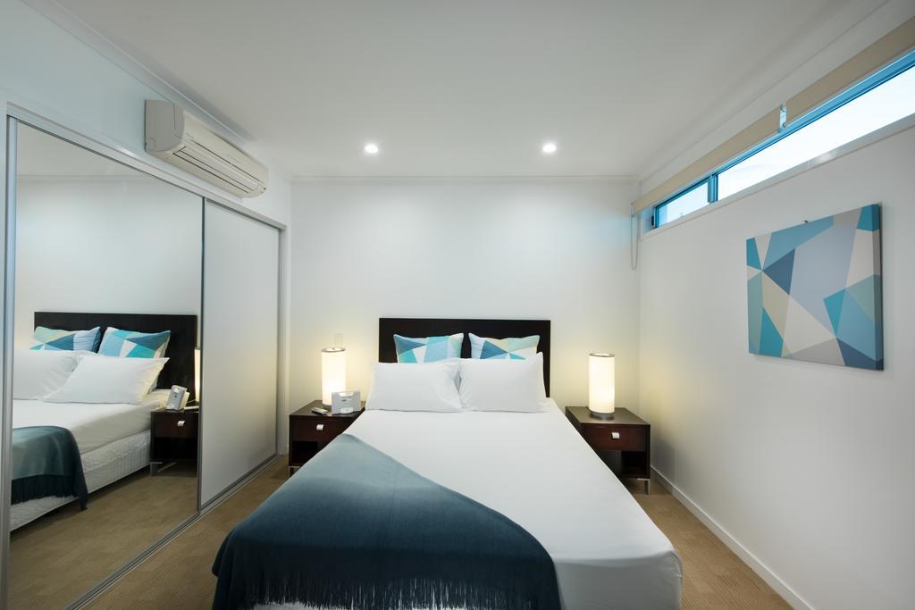 At Marina Shores Aparthotel Airlie Beach