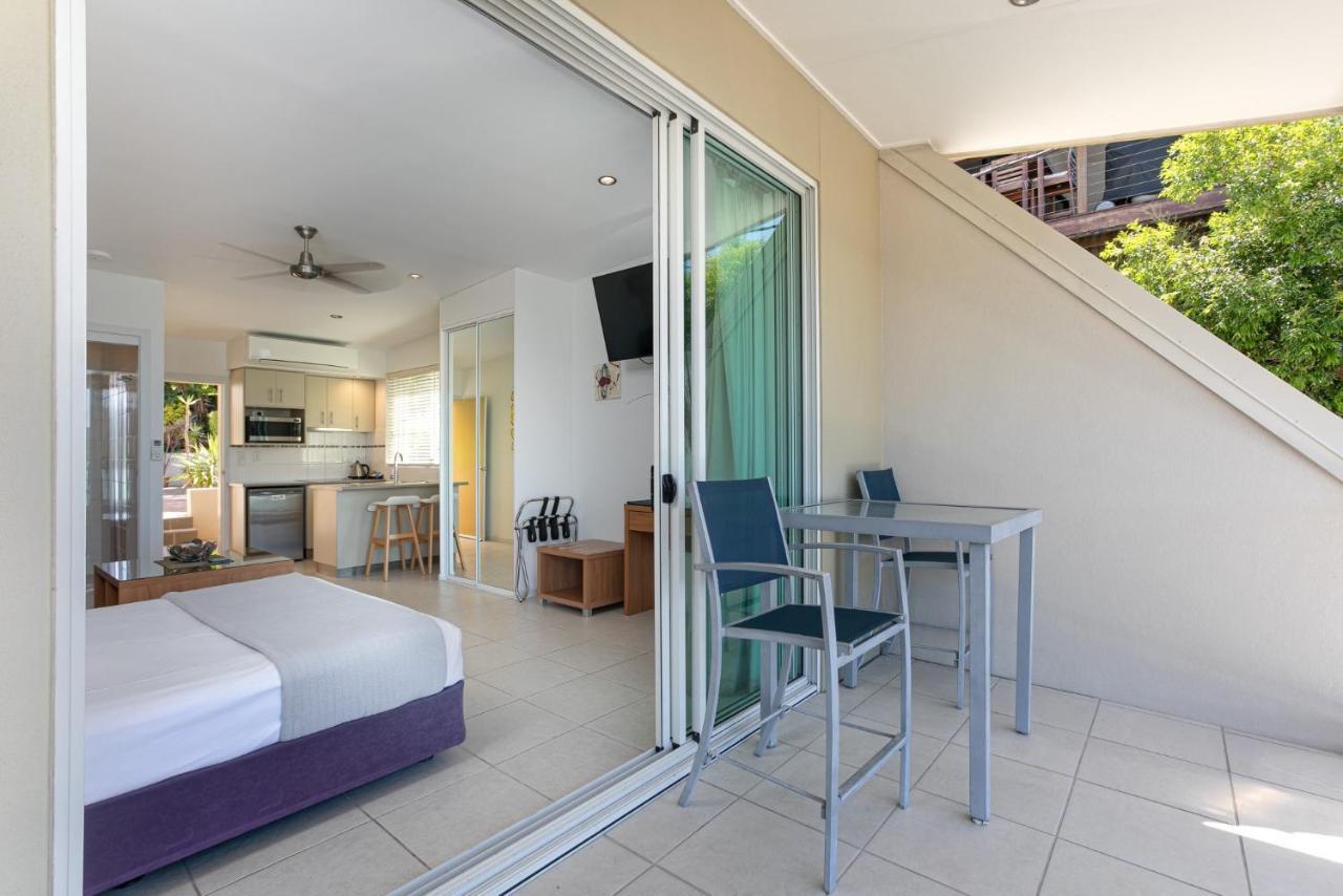 Waterview Airlie Aparthotel 4*