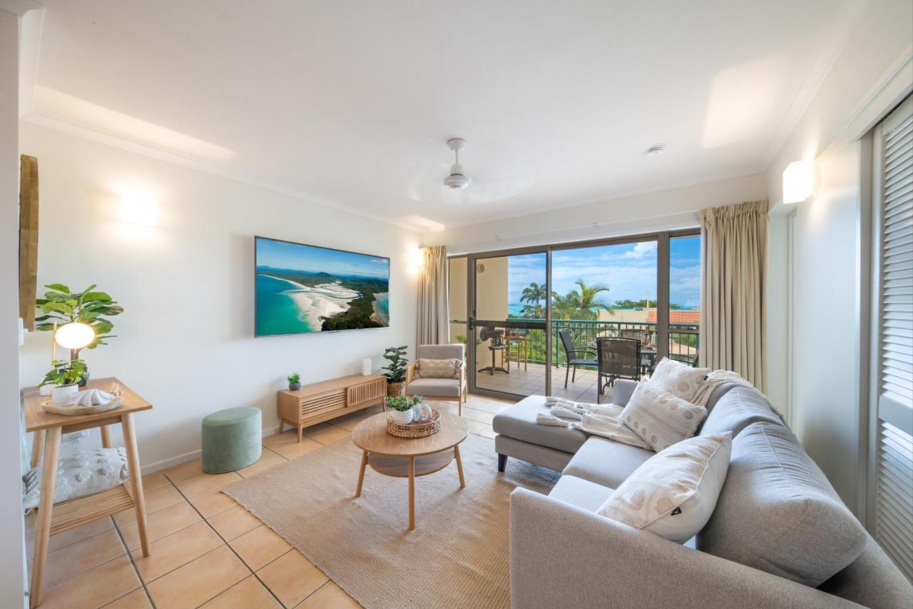 Sea La Vie * Airlie Beach