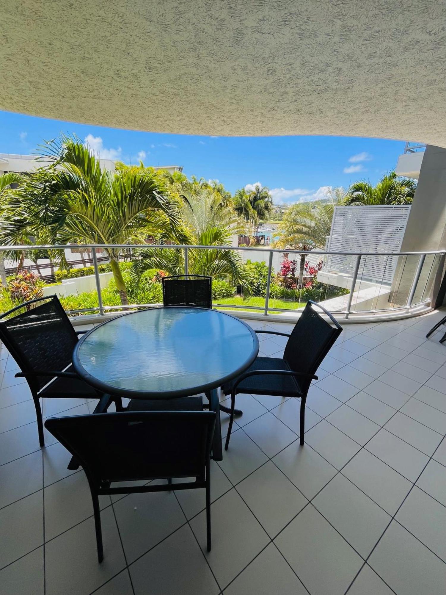 Aparthotel At Marina Shores 5*