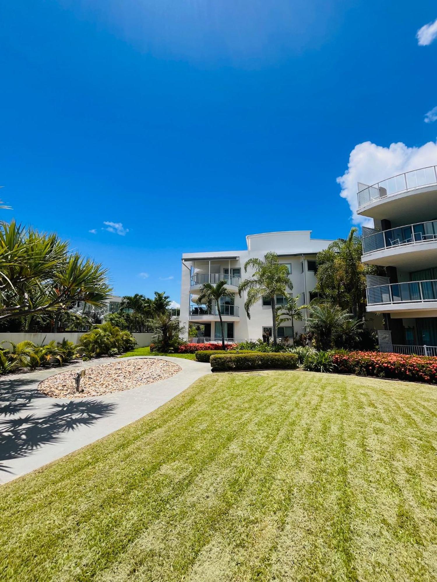Aparthotel At Marina Shores Airlie Beach
