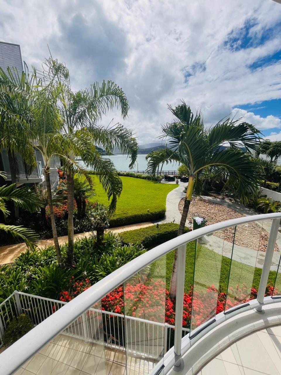 Aparthotel At Marina Shores