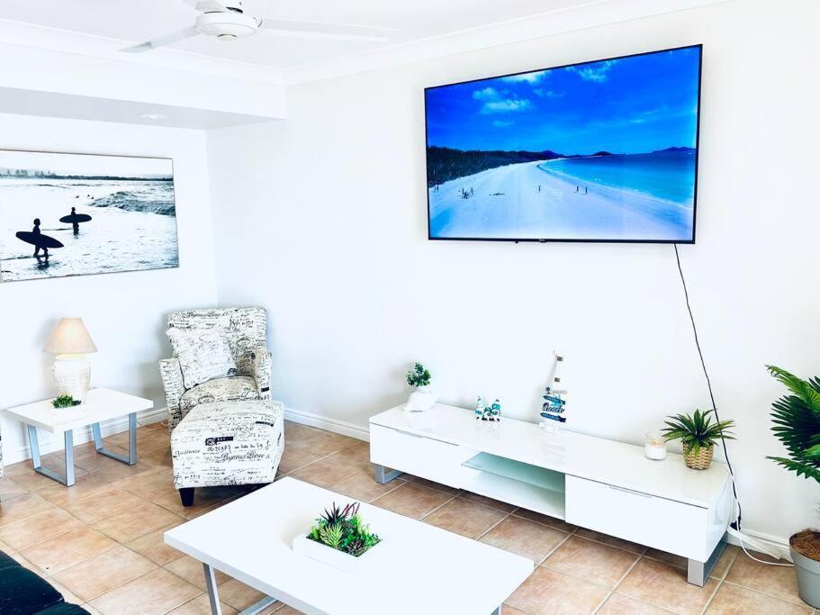 Bliss Apartment- Seaviews-wifi-pool-bbq Airlie Beach
