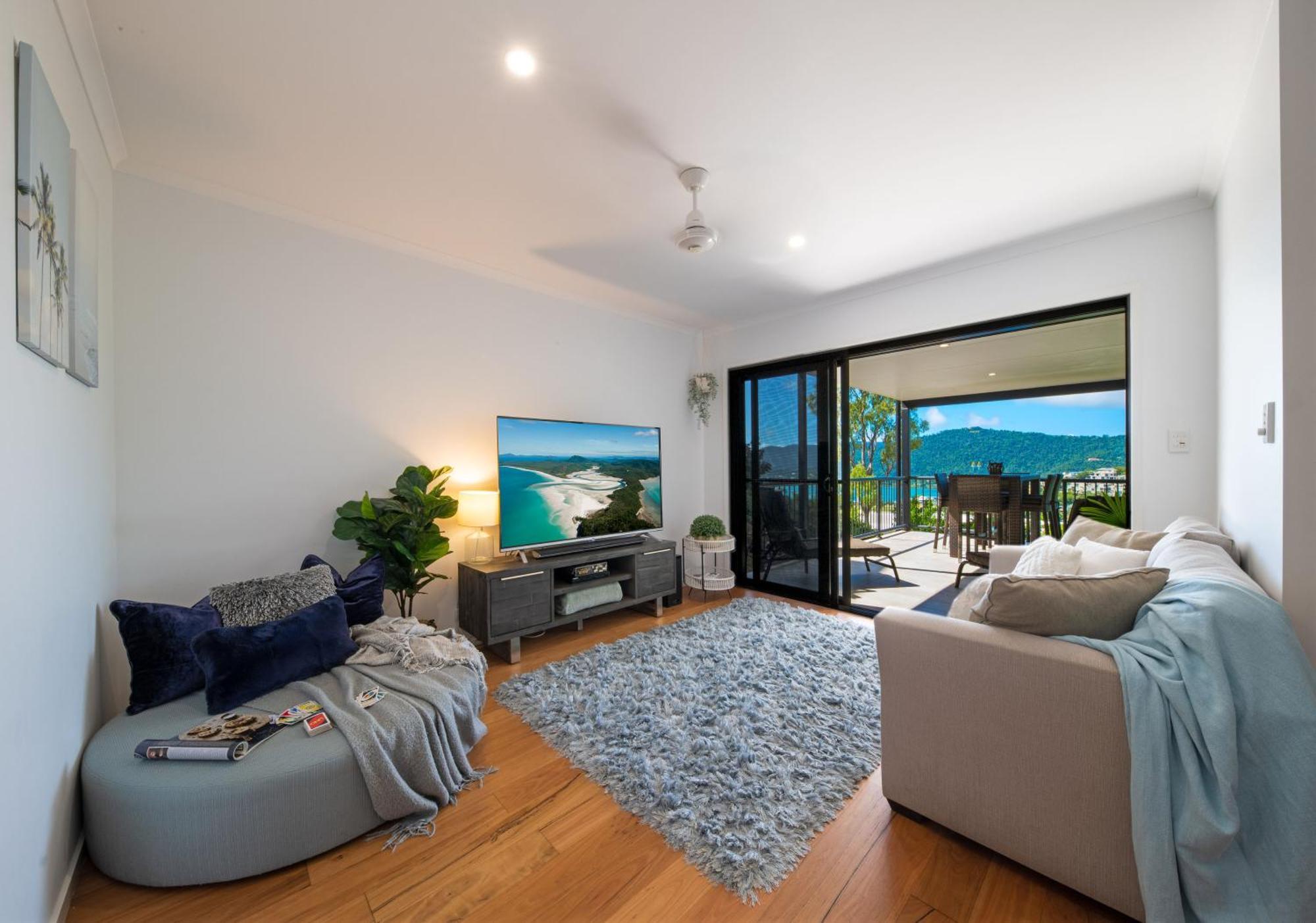 Serenity Seas - Airlie Airlie Beach