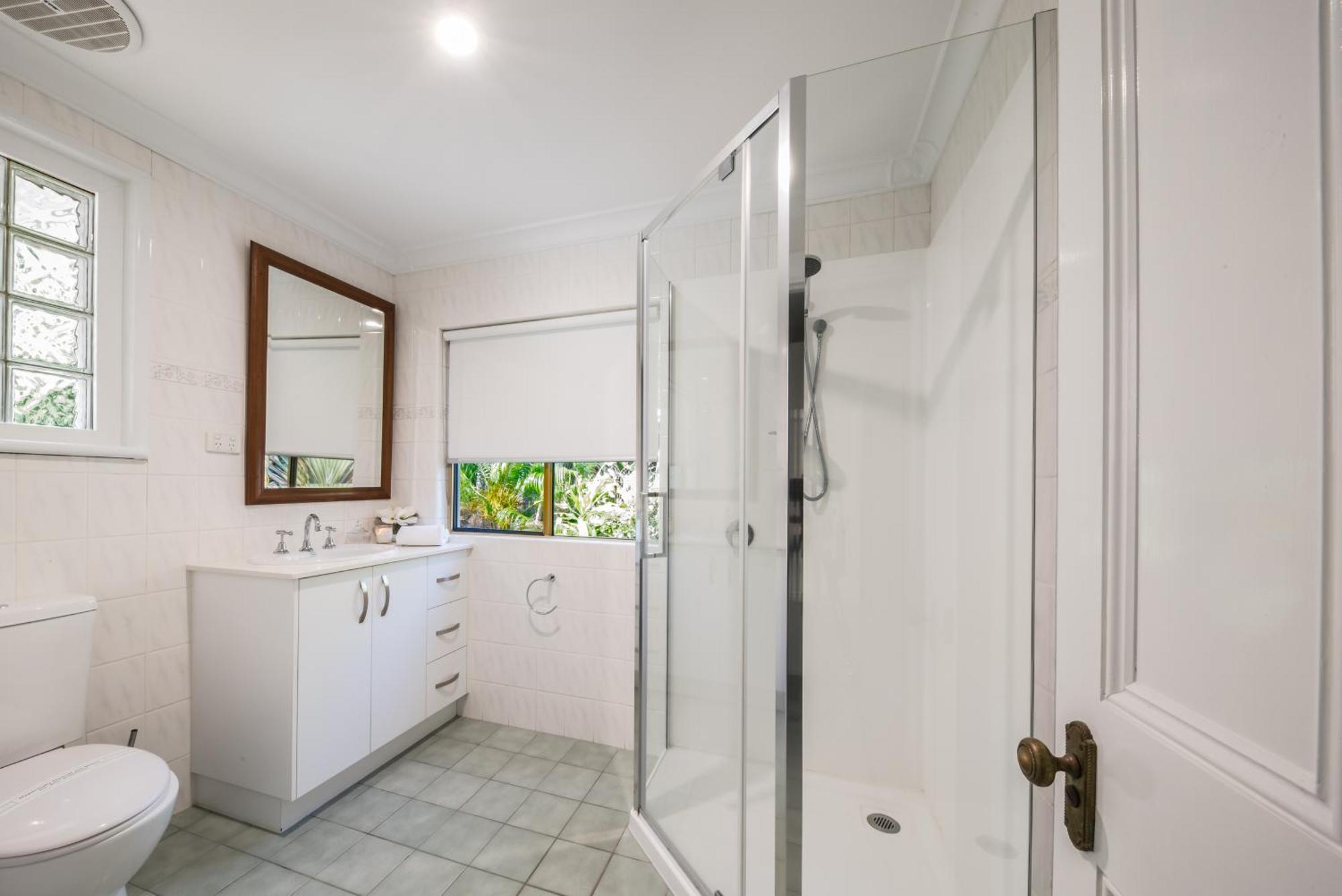 Airlie Seaviews Holiday home
