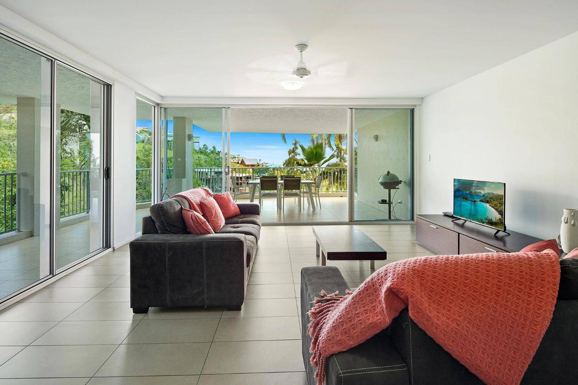 Azure Sea Whitsunday Resort