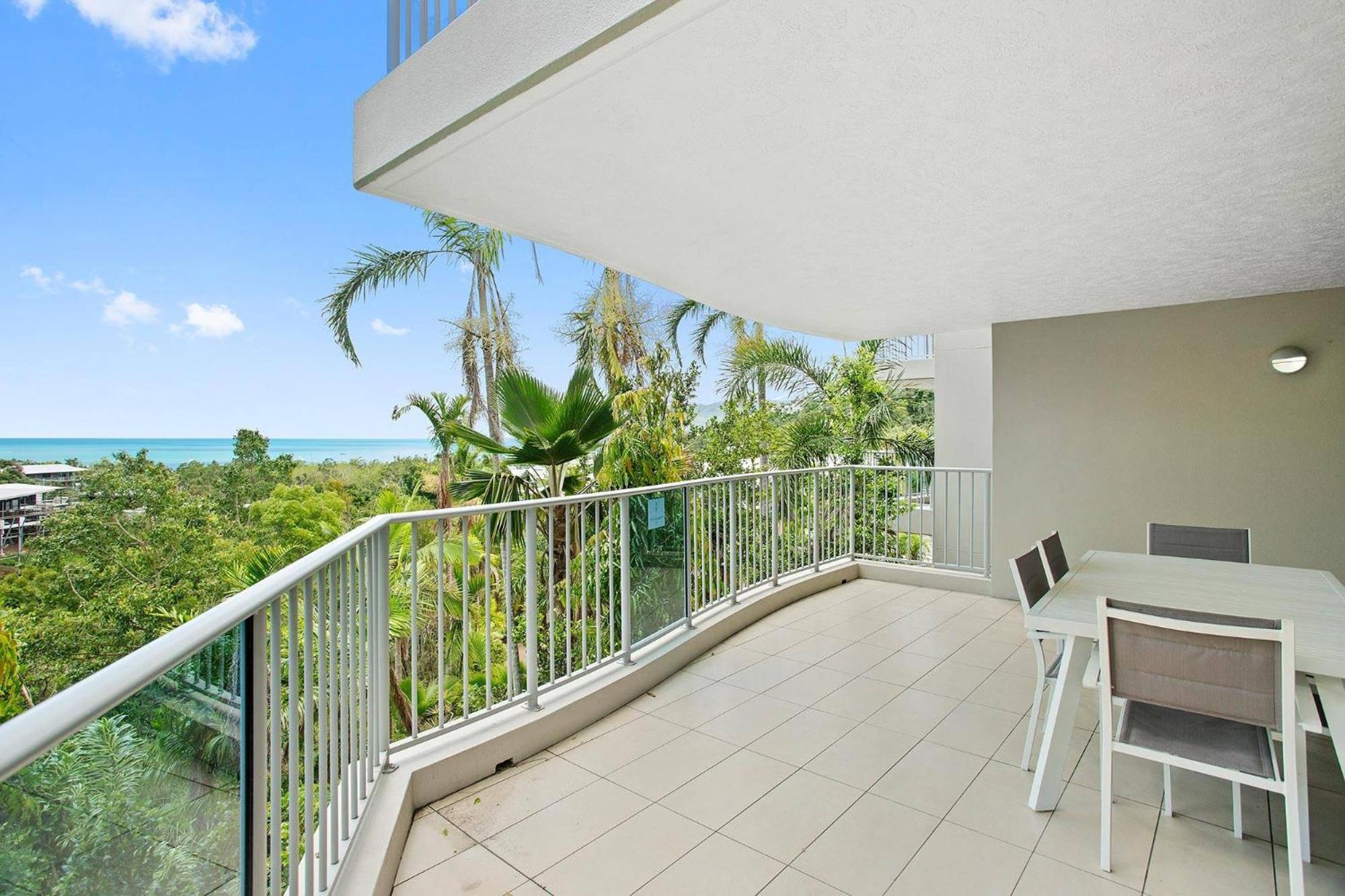 Resort Azure Sea Whitsunday