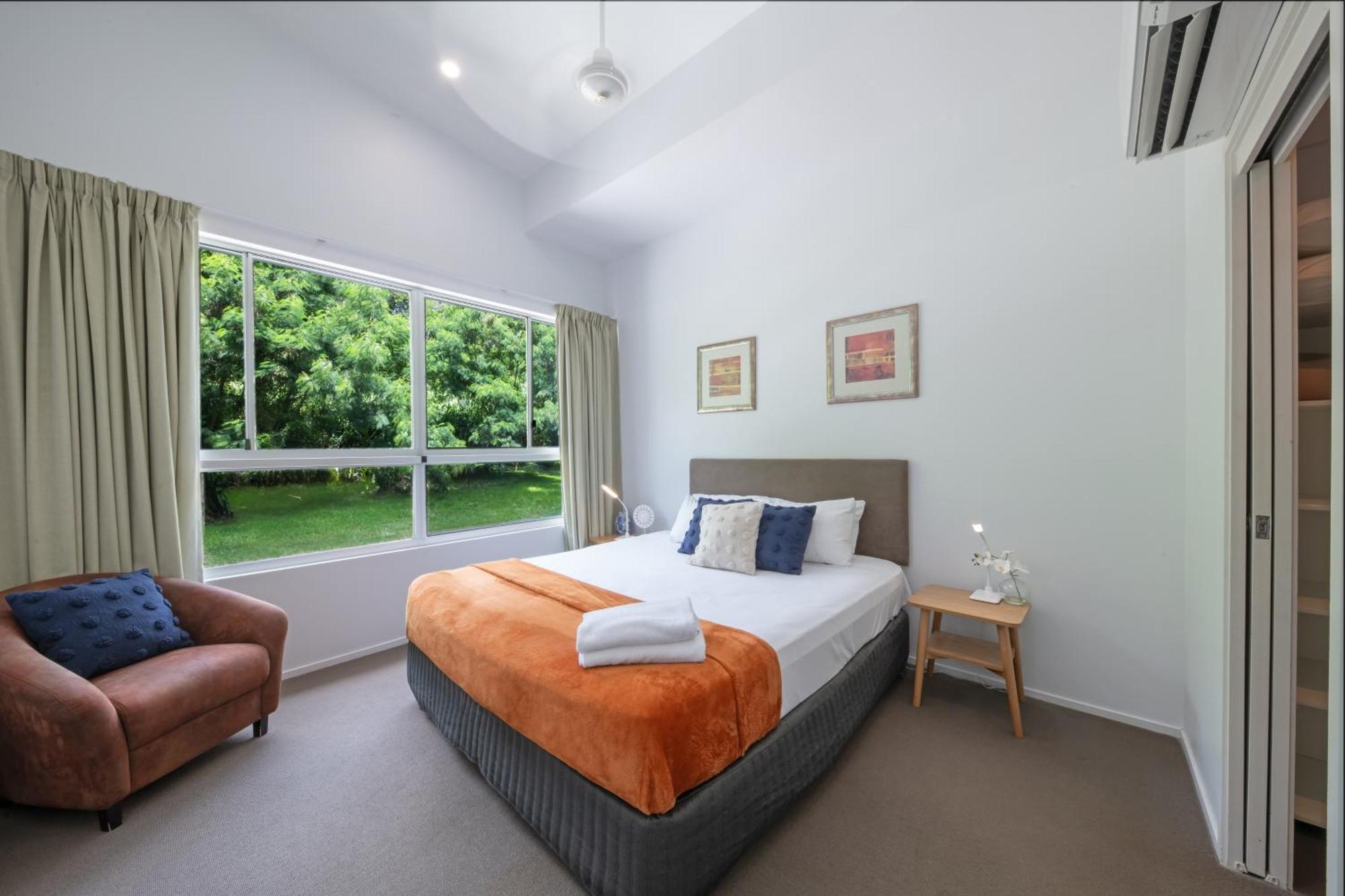 Resort Azure Sea Whitsunday 4*