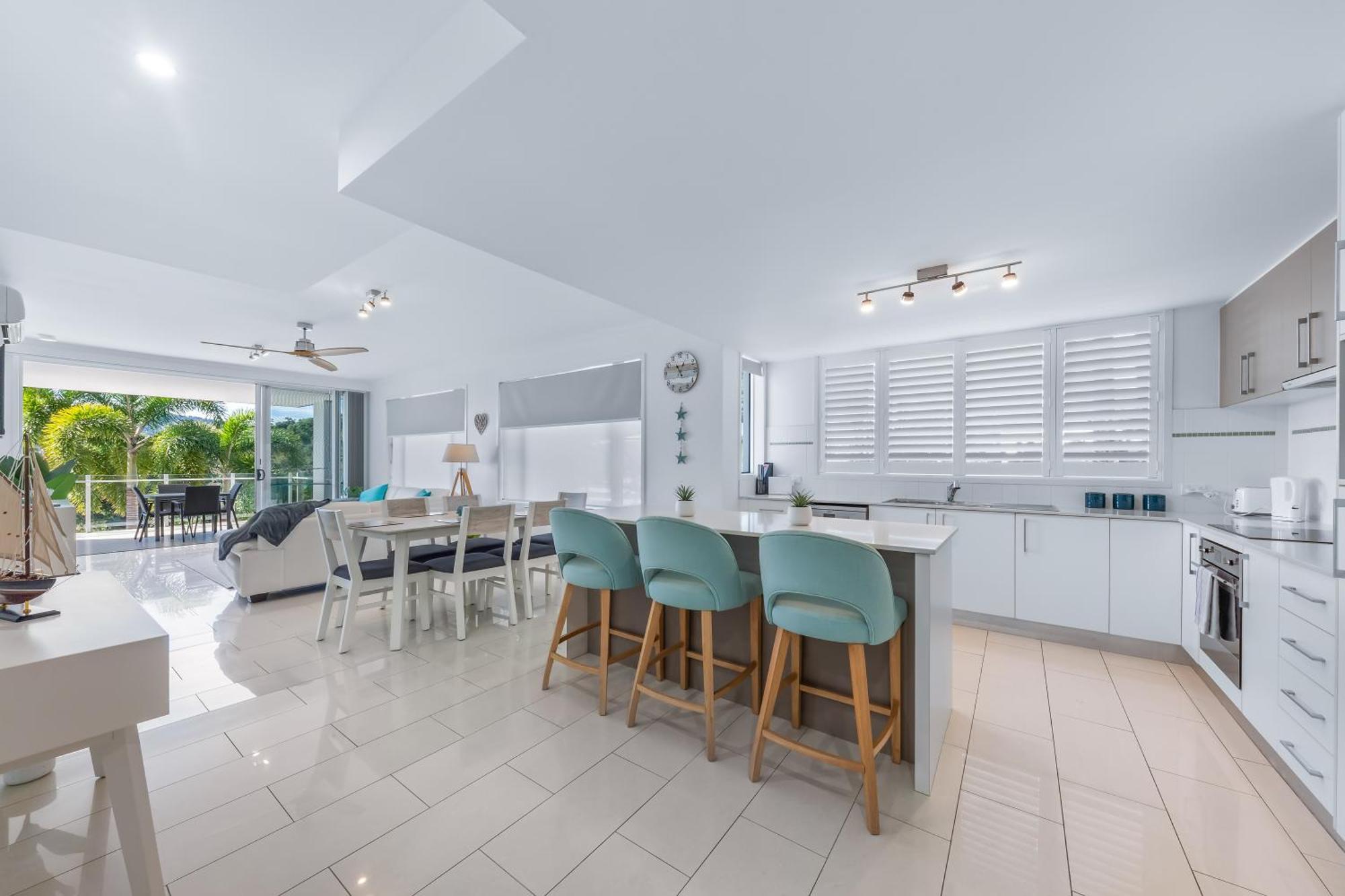 Aparthotel Airlie Summit 4*