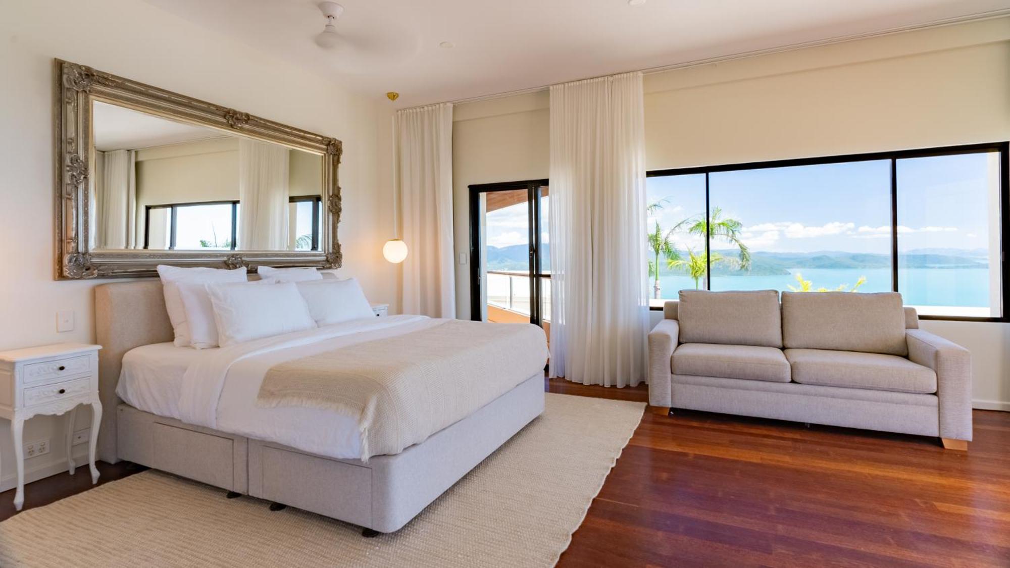 Casa de férias Parc Exclusif, Airlie - 360 Island Views From A Mountain