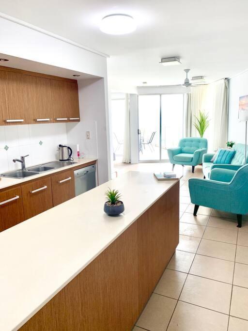 Seaviews At Searene, Spacious, Pool & Free Wifi Apartment Airlie Beach