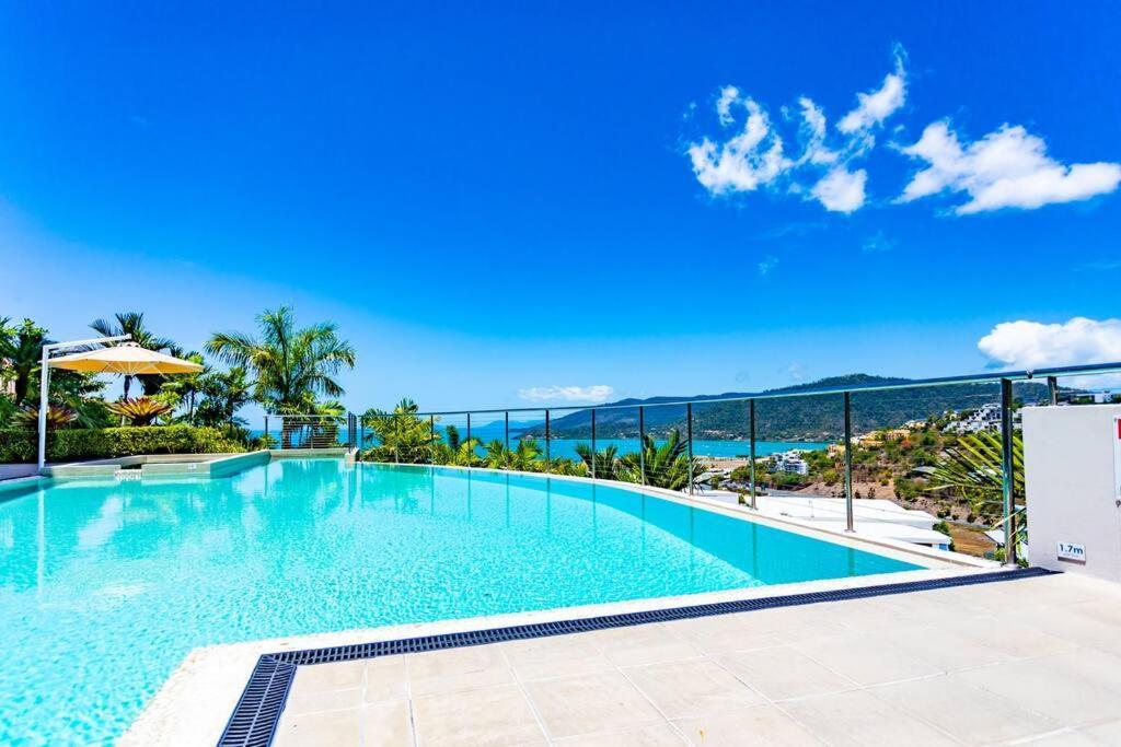Seaviews At Searene, Spacious, Pool & Free Wifi Apartment