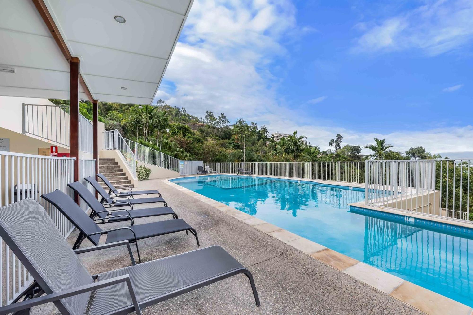 Aparthotel Airlie Summit Airlie Beach
