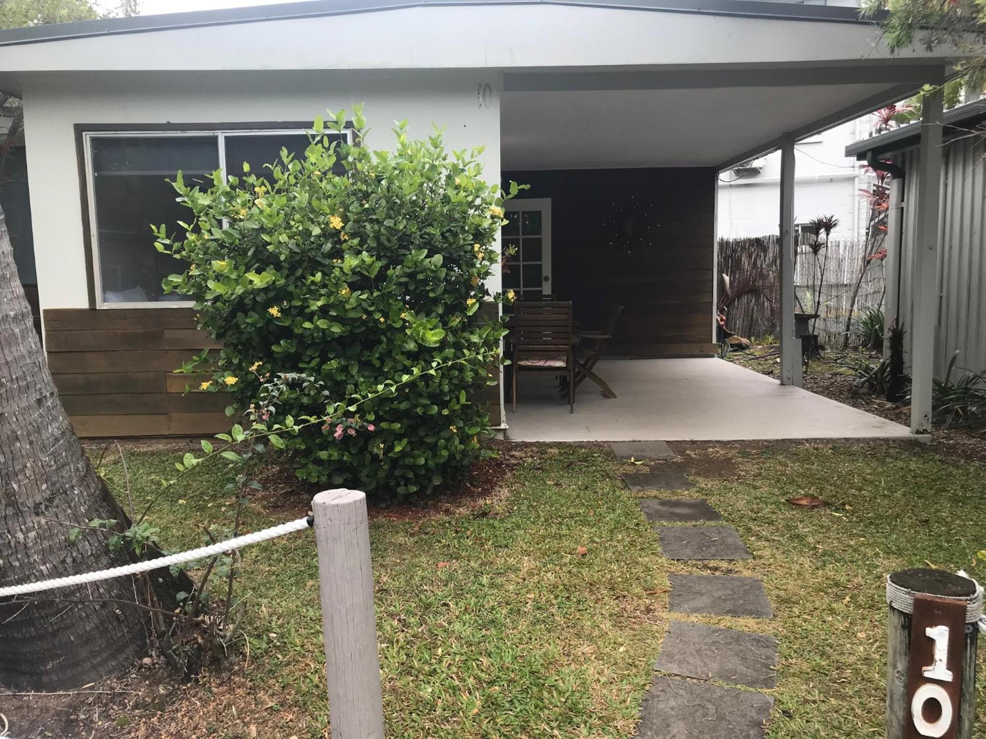 Holiday park Bush Village 3*