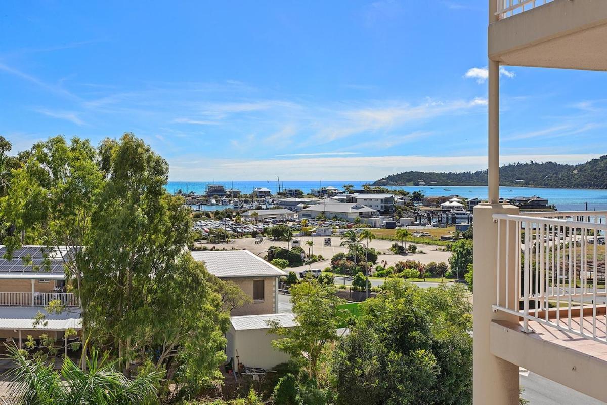 Marina And Ocean Views, Level Walk To Marina And Main Street *