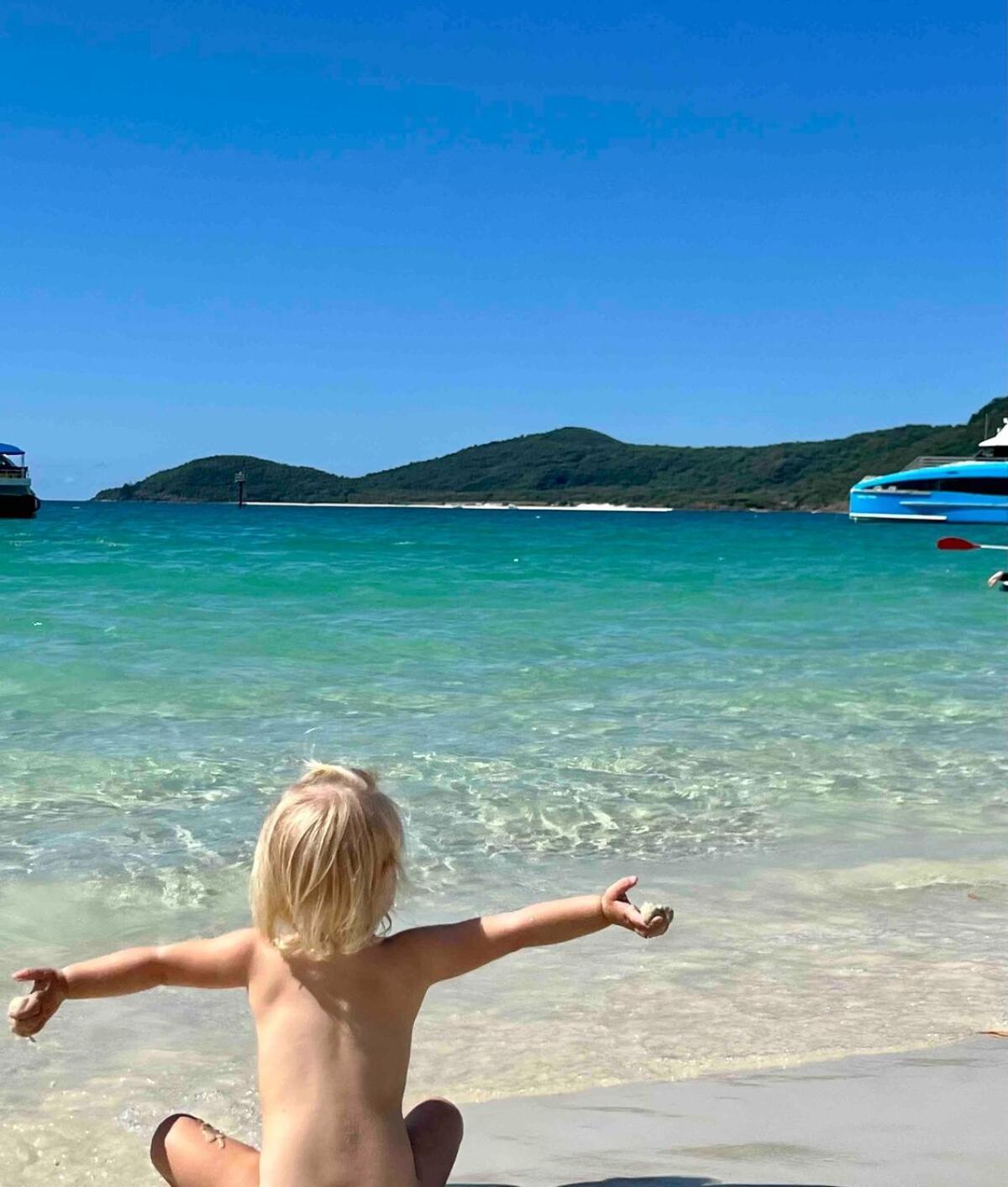 Marina And Ocean Views, Level Walk To Marina And Main Street Apartment Airlie Beach