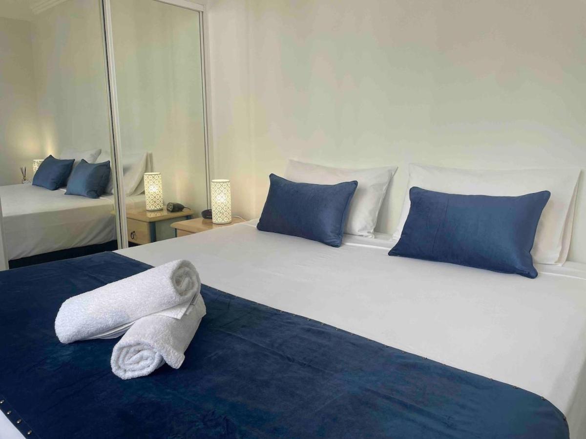 Apartment Marina And Ocean Views, Level Walk To Marina And Main Street Airlie Beach