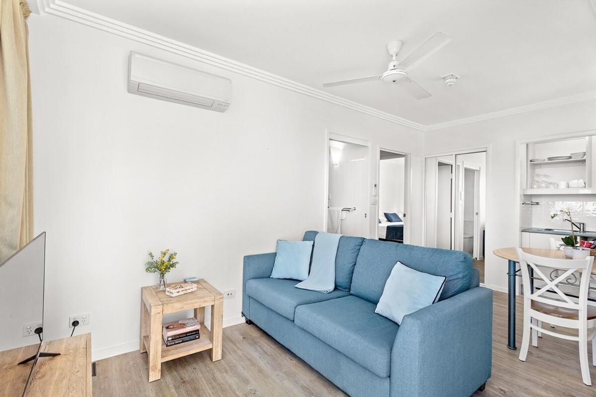 Apartment Marina And Ocean Views, Level Walk To Marina And Main Street Airlie Beach