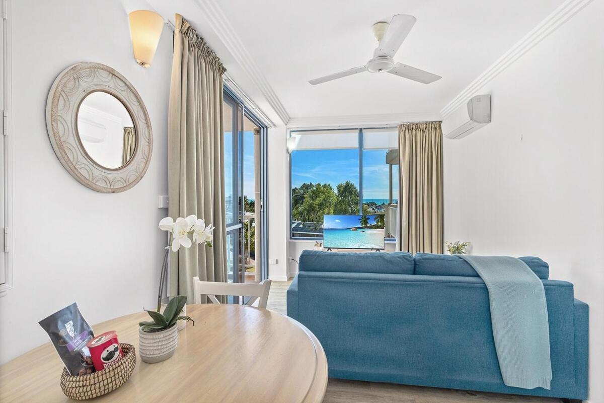 Apartment Marina And Ocean Views, Level Walk To Marina And Main Street Airlie Beach