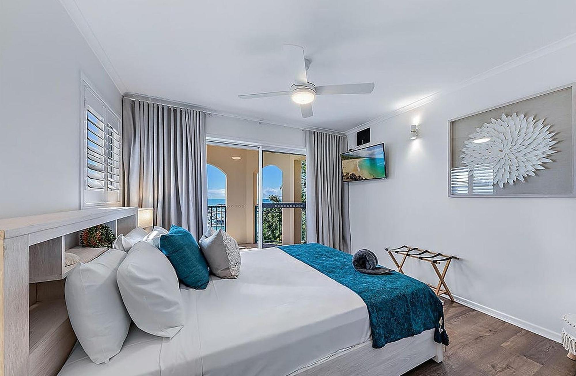 Shingley - Whitsundays Resort 3*