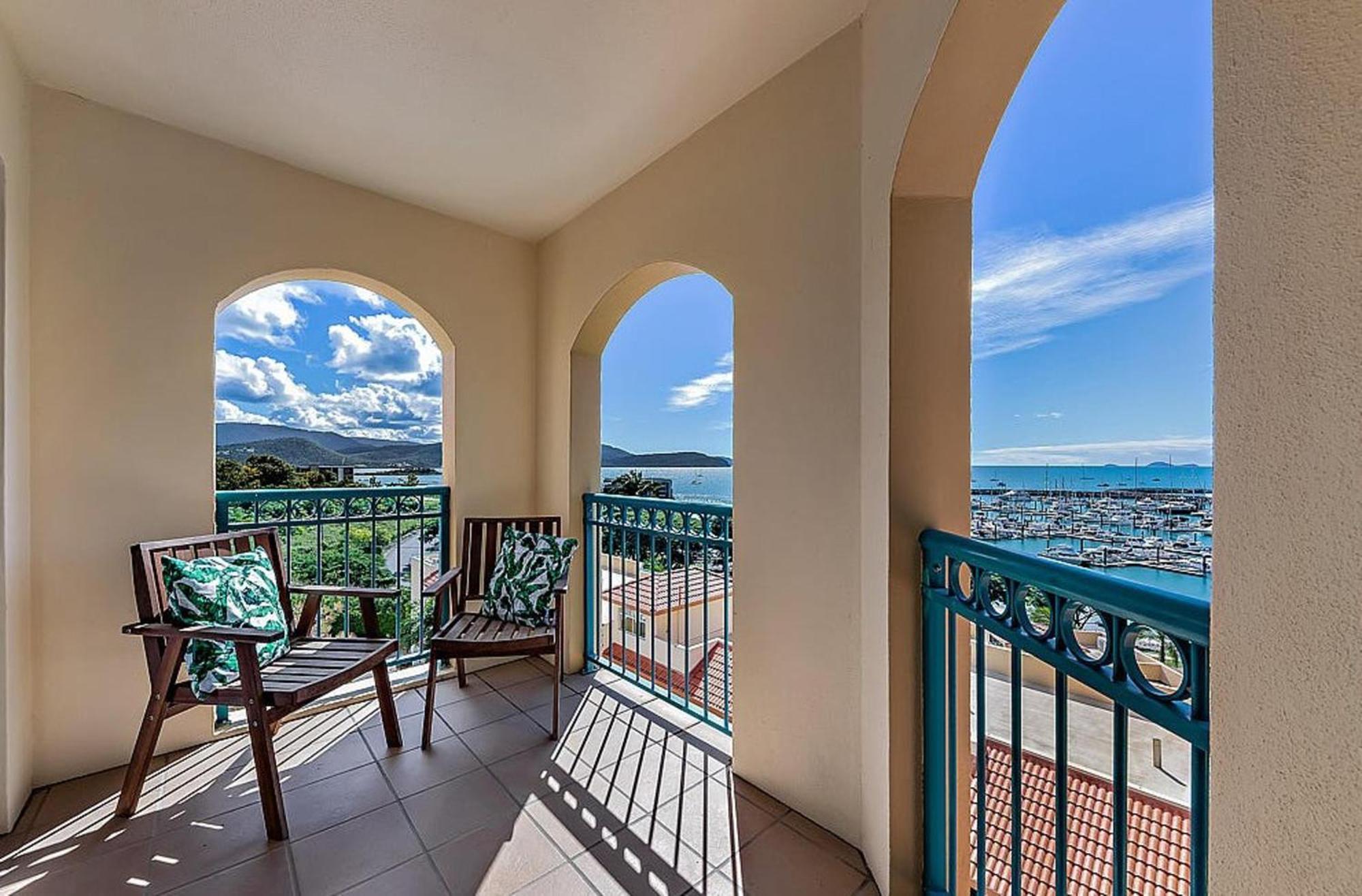 Shingley - Whitsundays Resort