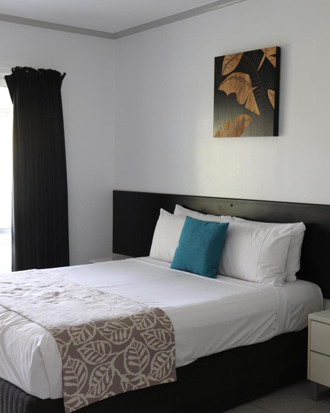 Colonial Palms Motor Motel Airlie Beach