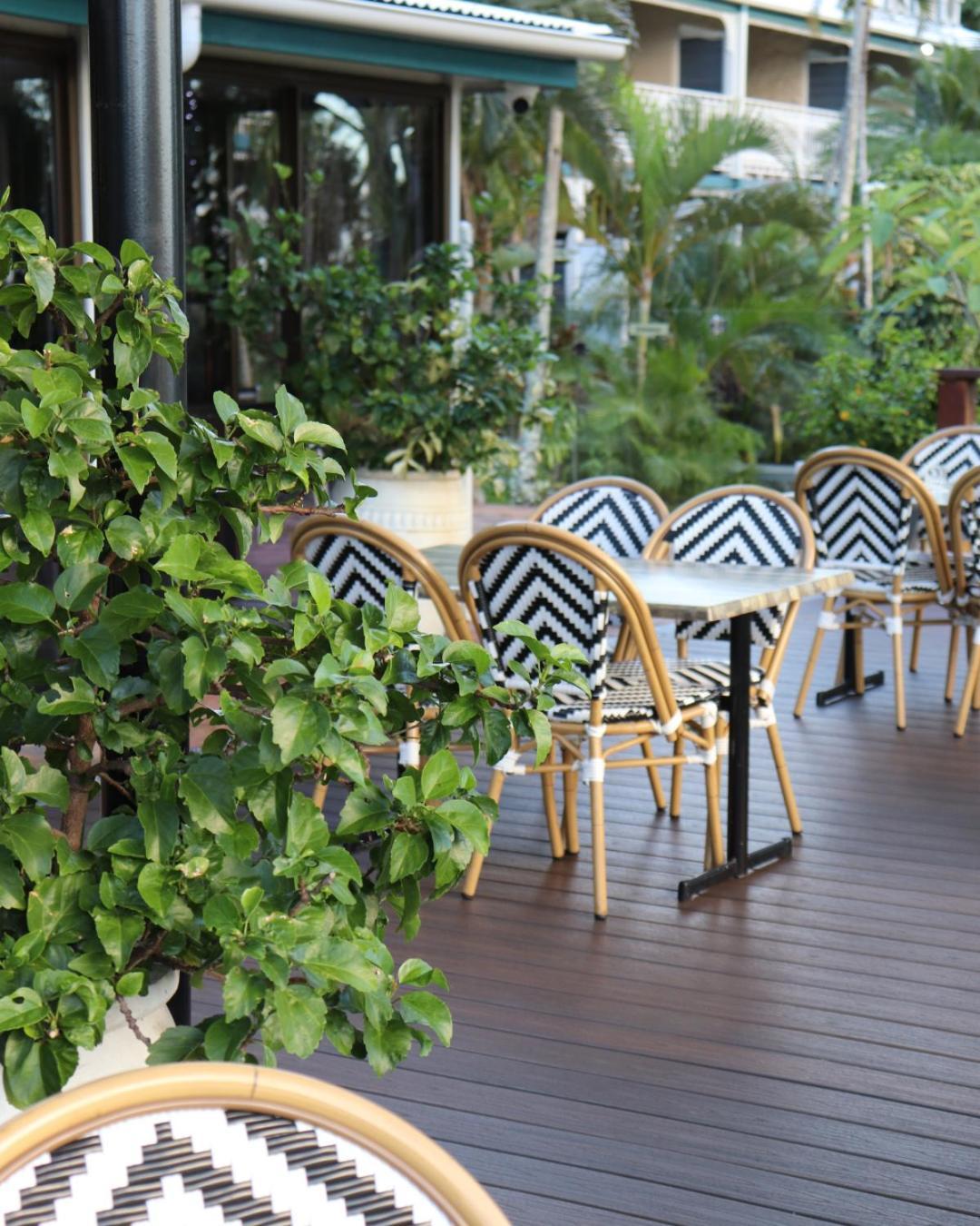 Colonial Palms Motor Motel 3*