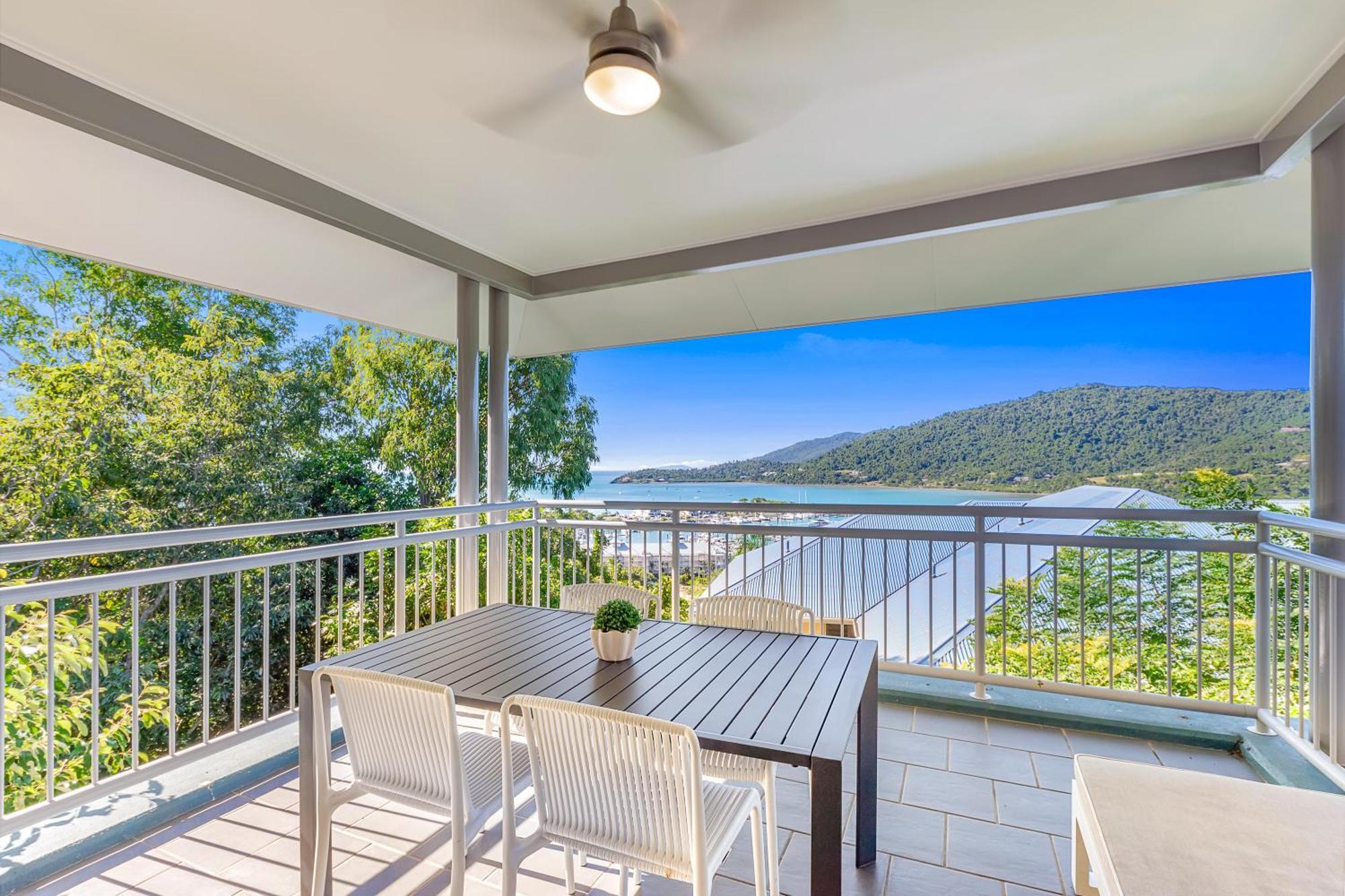 Boho Delux With Sea Views , Pool+gym * Airlie Beach