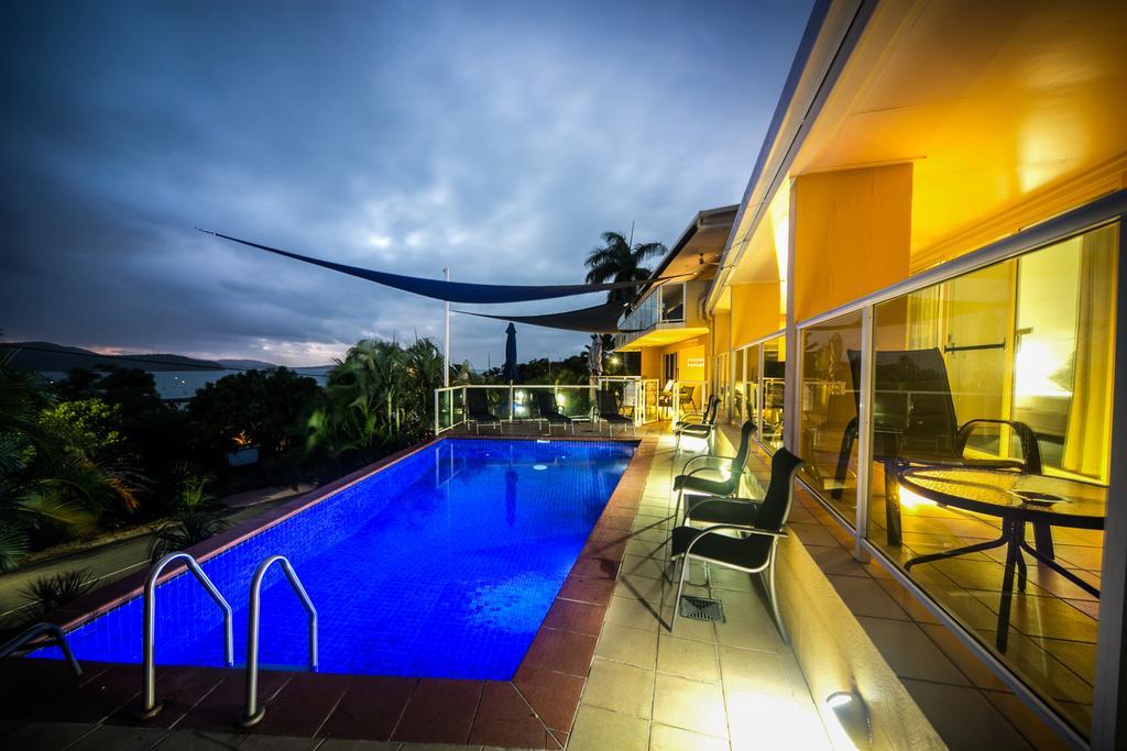 Sunlit Waters 3* Airlie Beach