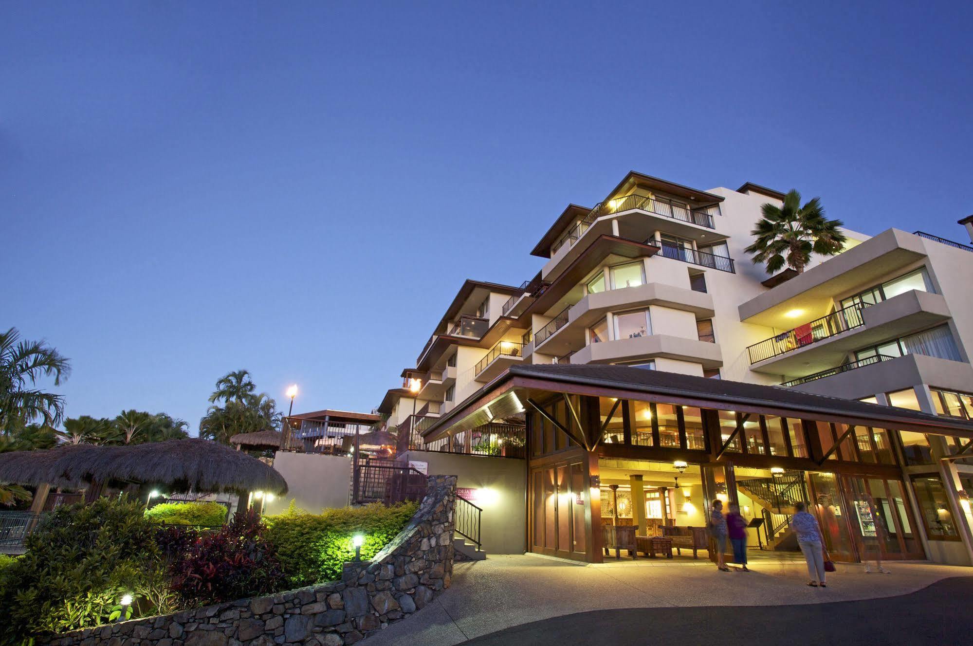 Resort At Water's Edge 4*