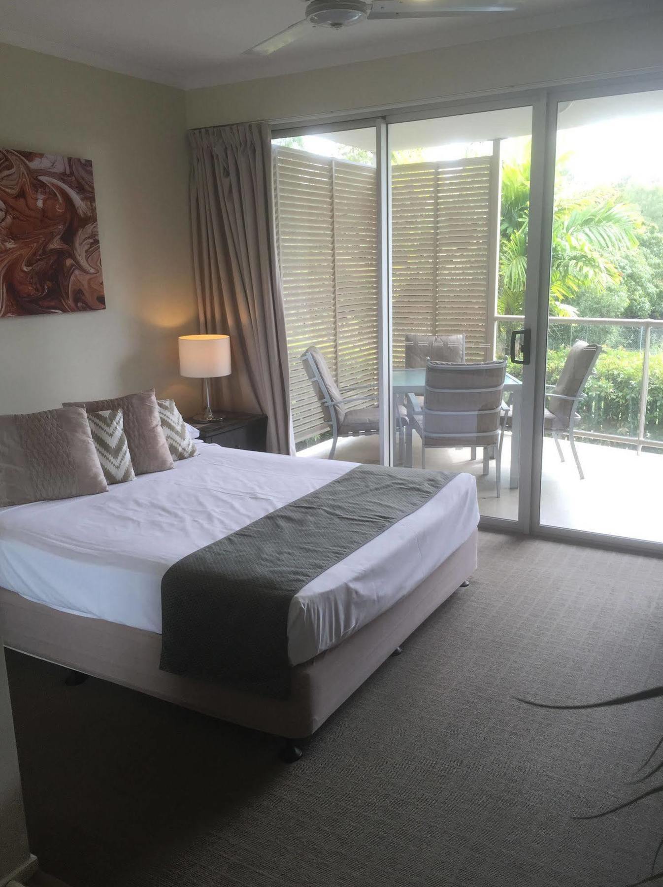 Aparthotel Airlie 4*
