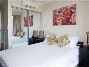 Aparthotel Airlie 4*