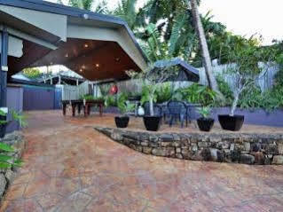 Unit 1 Sunbird On Lamond * Airlie Beach