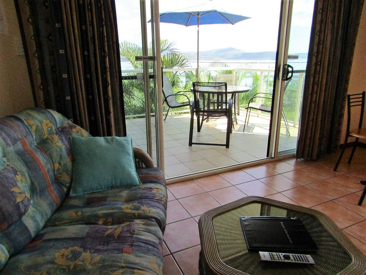 Sunlit Waters Aparthotel 3*