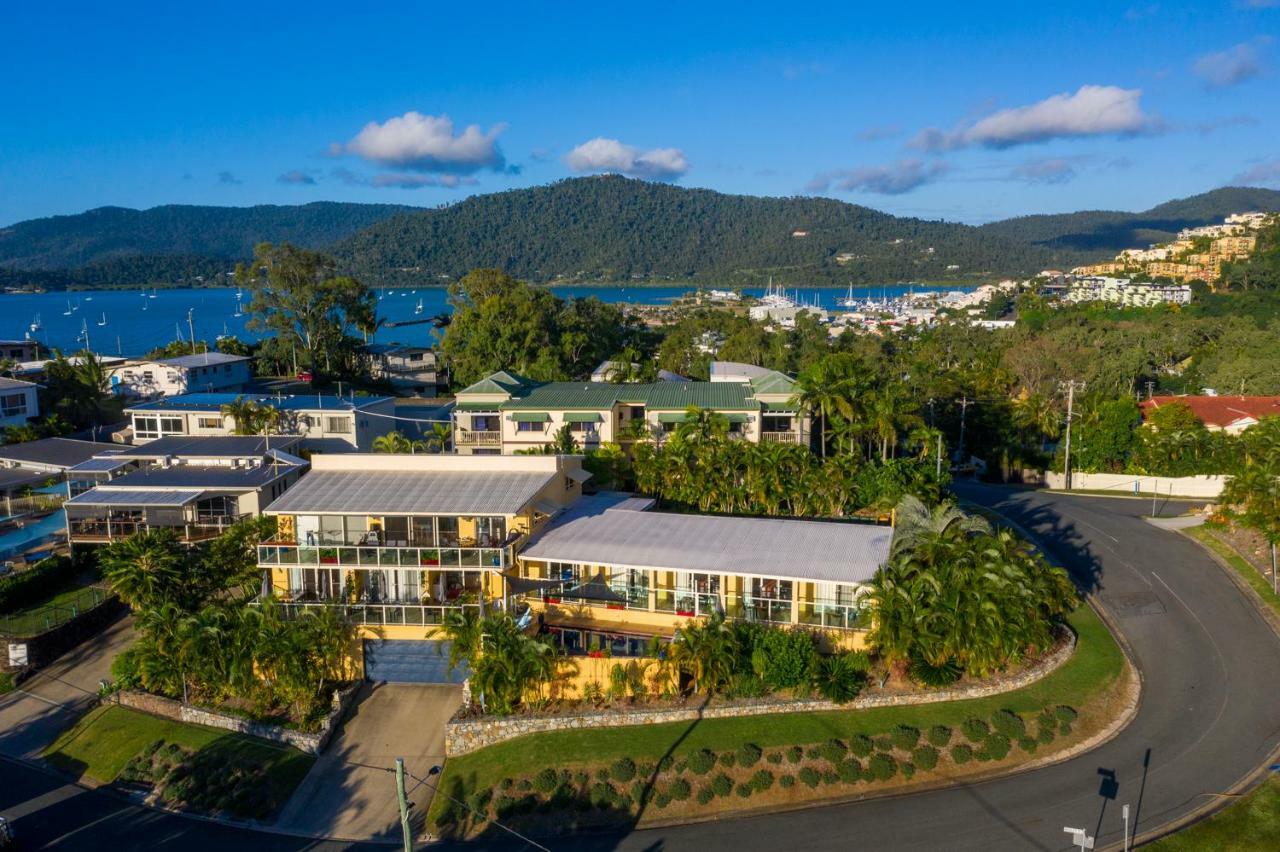 Sunlit Waters Aparthotel Airlie Beach