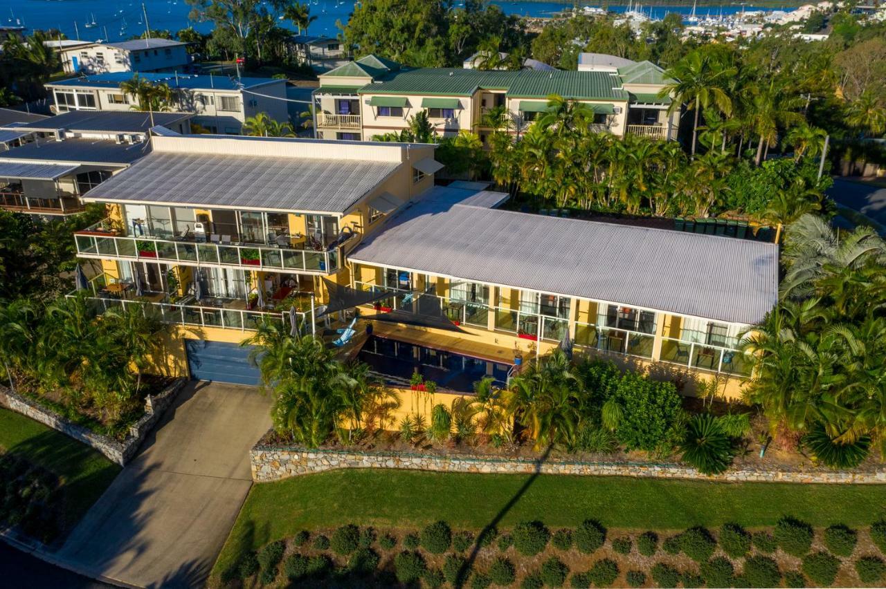 Aparthotel Sunlit Waters Airlie Beach